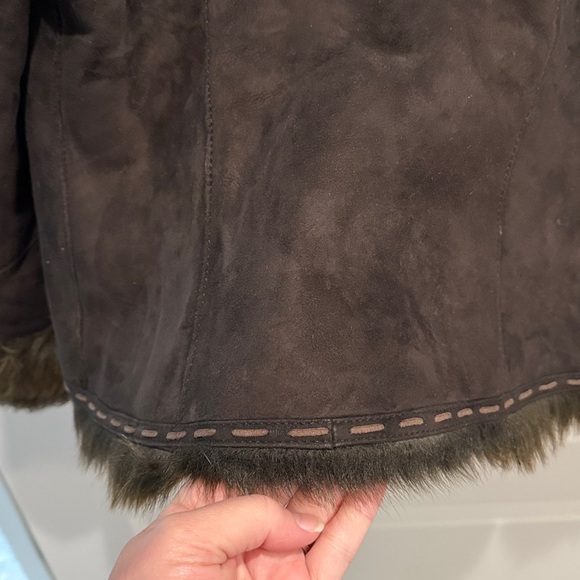 Women's Brown Leather and fur lined coat - Picture 6 of 12